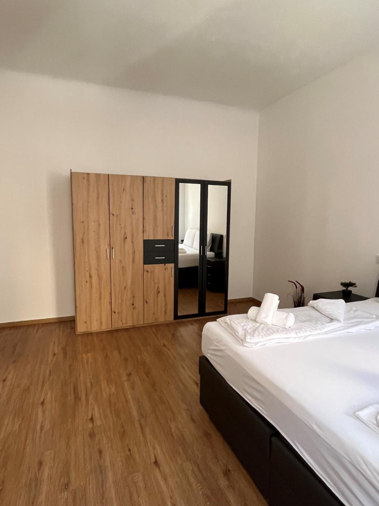 Zm Apartment Вена Экстерьер фото