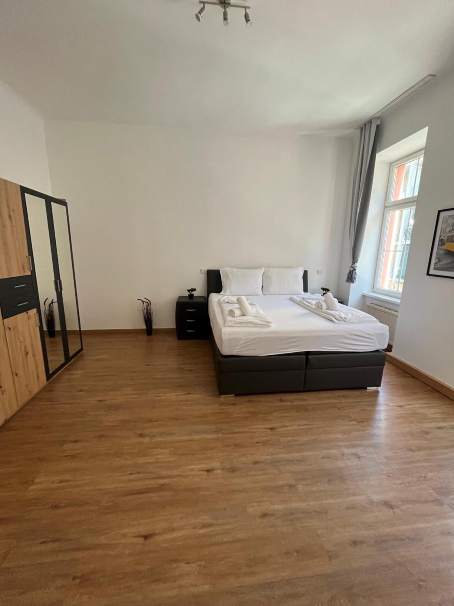 Zm Apartment Вена Экстерьер фото